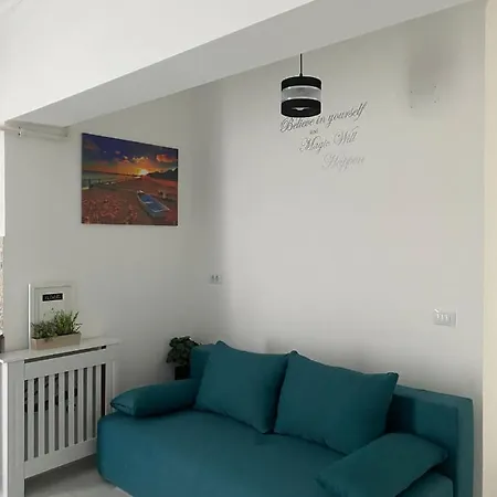 Solid Luxury Studio Apartment Mamaia