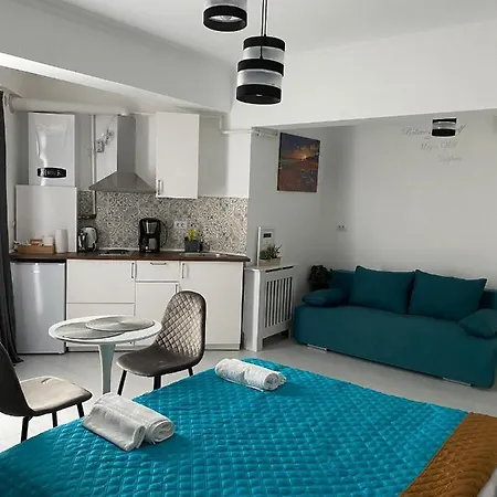 Apartment Solid Luxury Studio Mamaia